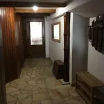 Balatonkenesei Nadfedeles Lovas Vendeghaz Балатонкенезе