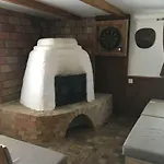 Balatonkenesei Nadfedeles Lovas Vendeghaz