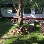 Ferienhaus Balatonkenesei Nadfedeles Lovas Vendeghaz *