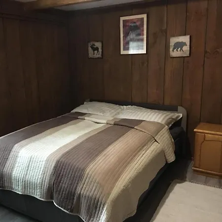 Nyaraló Balatonkenesei Nádfedeles Lovas Balatonkenese