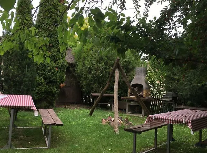 Balatonkenesei Nadfedeles Lovas Vendeghaz Балатонкенезе